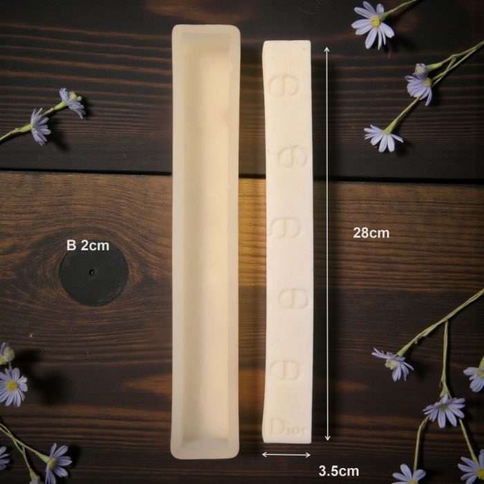 Καλούπι Σιλικόνης Για Λαμπάδες Luxury Logo D 3.5x28x2cm - Image 2