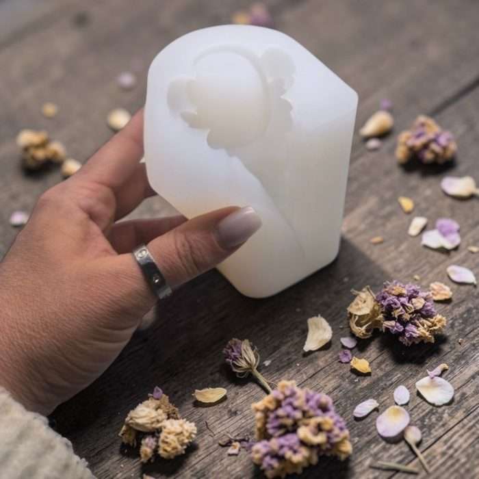 Καλούπι Σιλικόνης Λαγουδάκι Με Γλαστράκι 7x10x8cm - Image 2